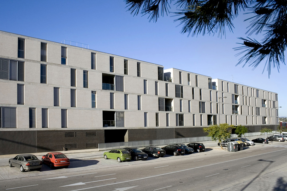 viviendas protegidas en paterna obra proyecto fachada orts-trullenque