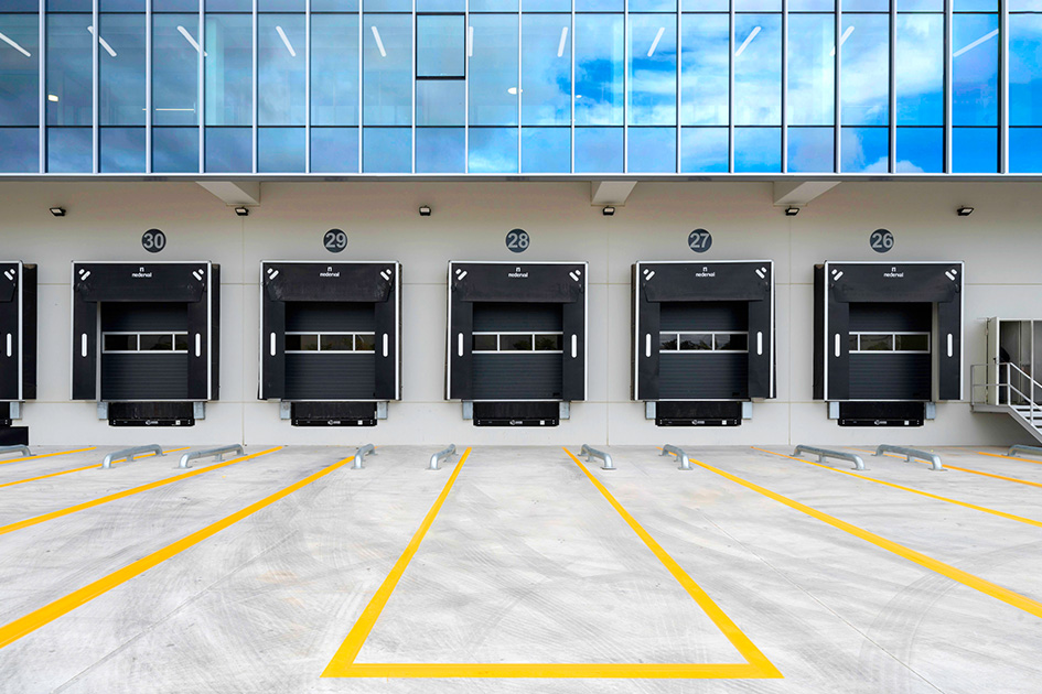 Nave logística oficinas Nederval Ribarroja Orts-Trullenque arquitectos